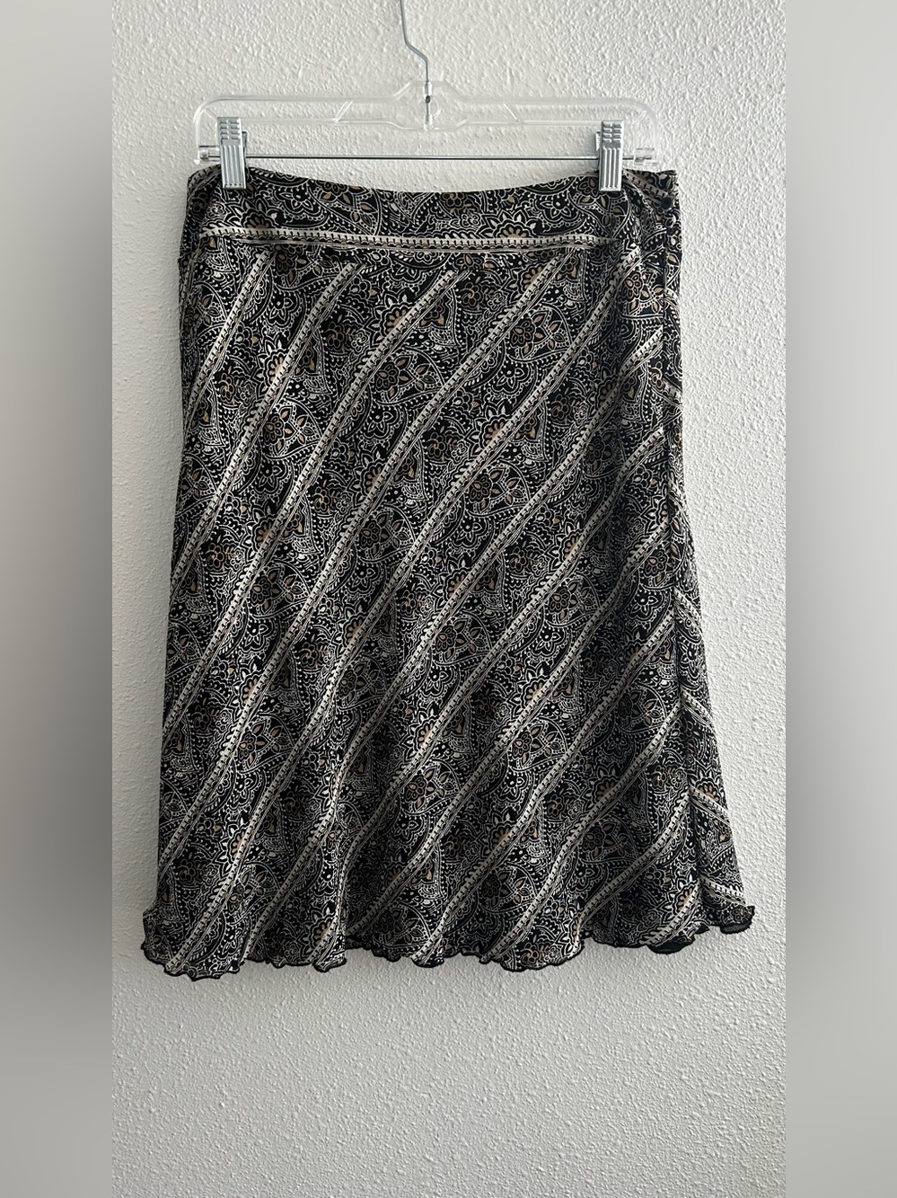 Ann Taylor Black and Cream Diagonal Paisley Skirt